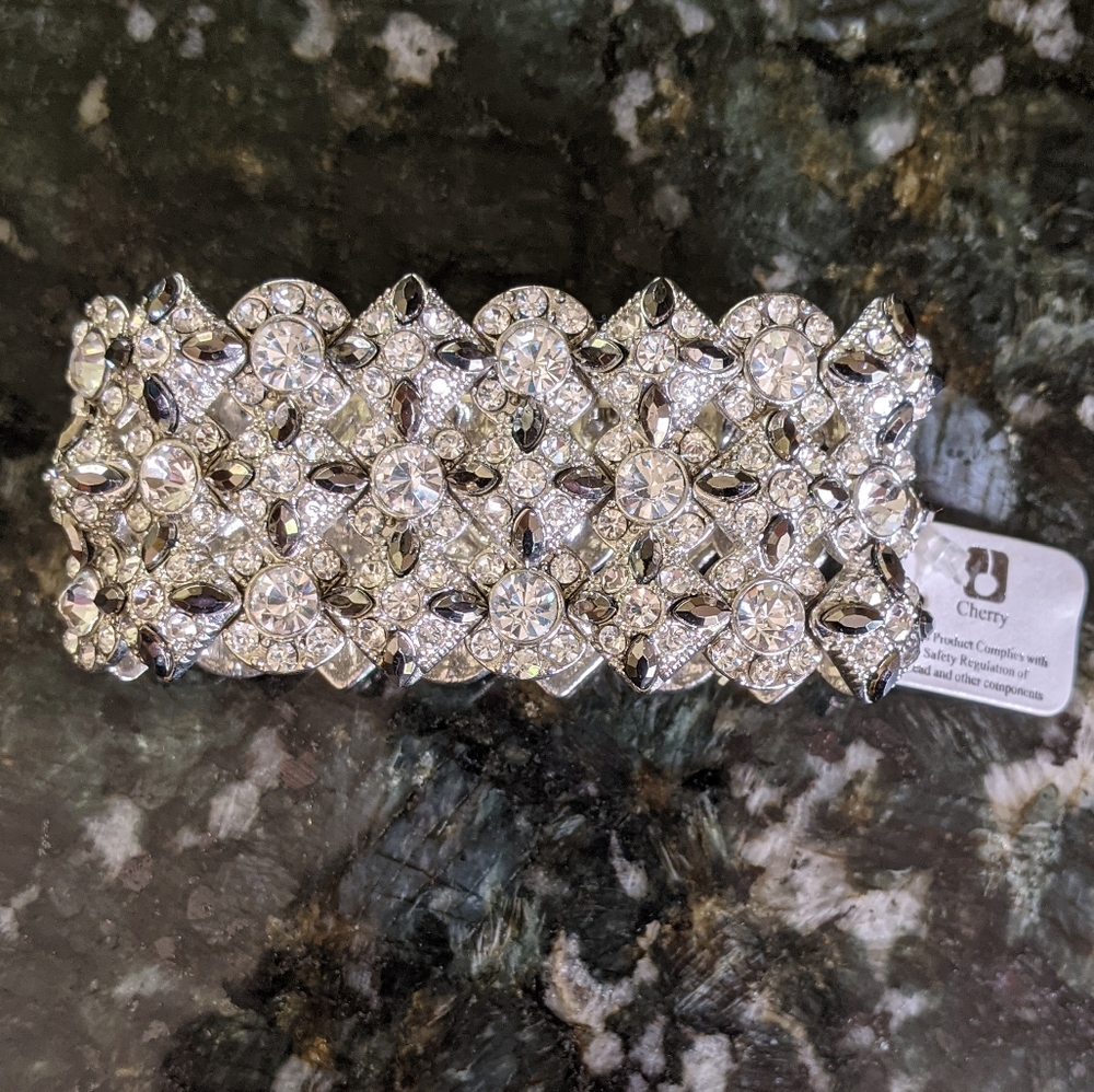 Sparkly Stretch Bracelet